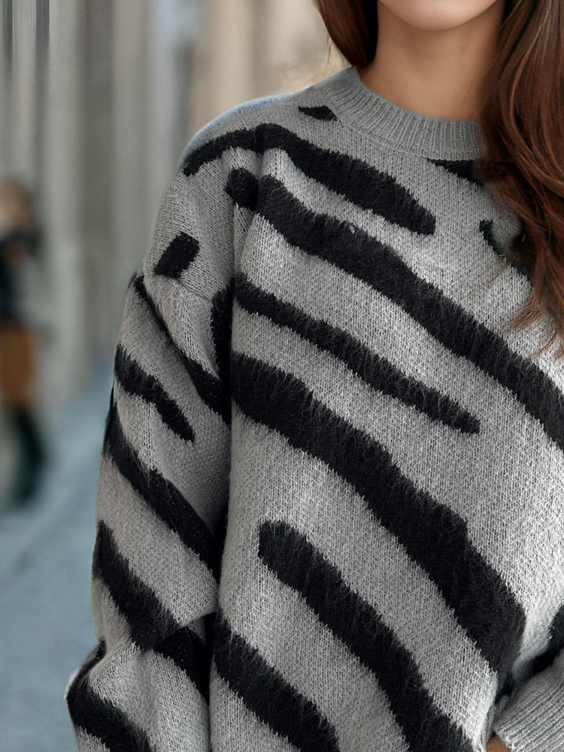 Contrast Round Neck Long Sleeve Sweater